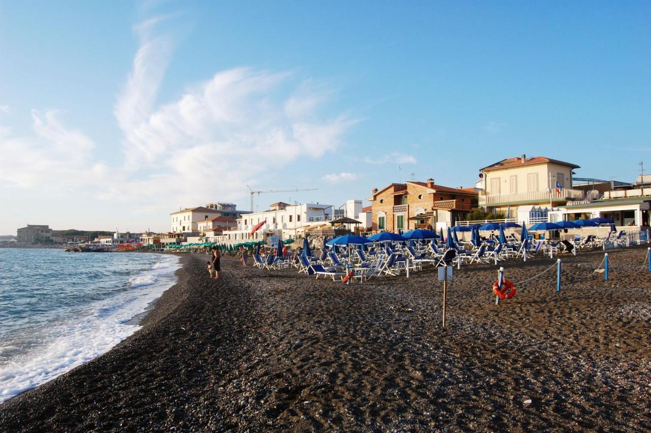 Hotel Massimo Marina di Cecina Exterior foto
