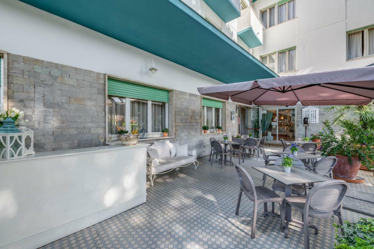Hotel Massimo Marina di Cecina Exterior foto